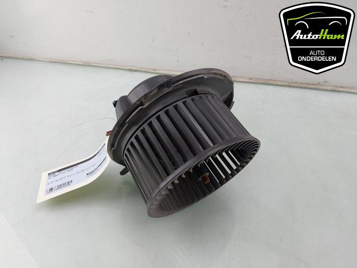 Blower van een Volkswagen Caddy IV 2.0 TDI 102 2018