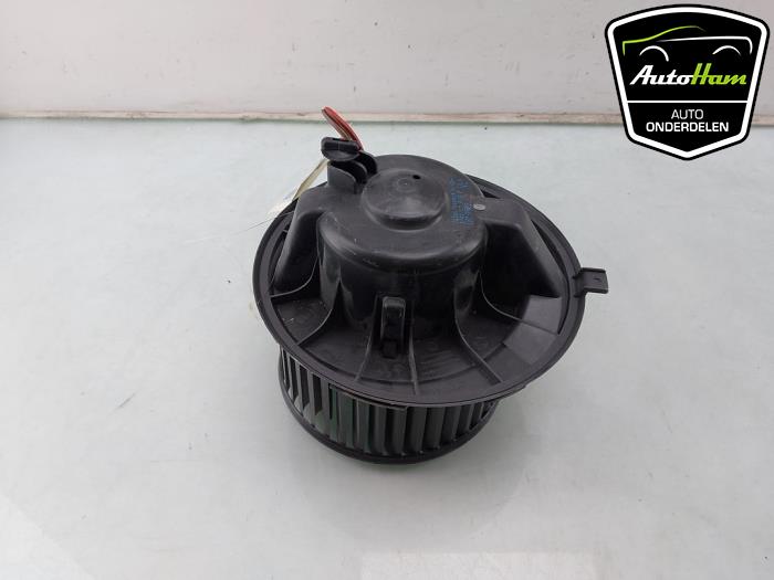 Blower van een Volkswagen Caddy IV 2.0 TDI 102 2018