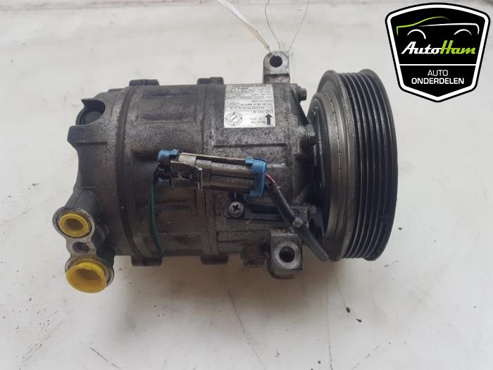 Aircopomp van een Alfa Romeo 159 (939AX) 3.2 JTS V6 24V Q4 2008