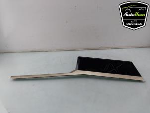 Begagnade Dekorstripe BMW iX (I20) xDrive40 77 kWh Pris € 60,00 Marginaltabell erbjuds av AutoHam