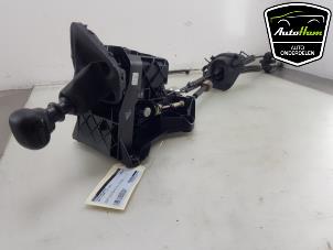 Gebruikte Schakelmechaniek Opel Vivaro 2.0 CDTI 122 Prijs € 90,75 Inclusief btw aangeboden door AutoHam