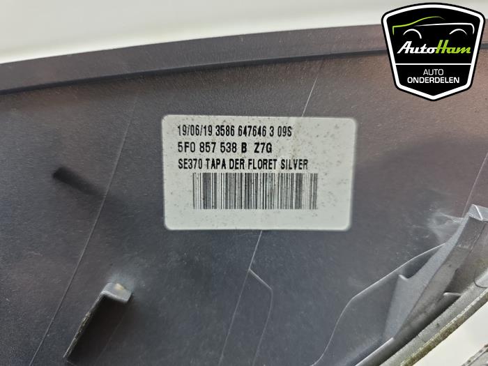 Spegelhus, höger från en Seat Arona (KJX) 1.0 TSI 12V 2019