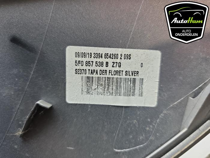 Spegelhus, höger från en Seat Arona (KJX) 1.0 TSI 12V 2019