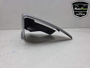 Begagnade Spegelhus, höger Seat Arona (KJX) 1.0 TSI 12V Pris € 20,00 Marginaltabell erbjuds av AutoHam