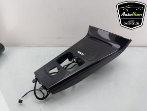 Gebruikte Middenconsoles Mercedes CLA (118.3) 1.3 CLA-200 Turbo 16V Prijs € 95,00 Margeregeling aangeboden door AutoHam