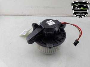 Gebruikte Kachel Ventilatiemotor Volvo XC40 (XZ) Recharge 70 kWh Prijs € 50,00 Margeregeling aangeboden door AutoHam