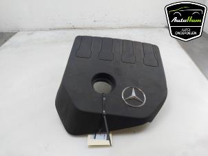 Begagnade Motorskyddspanel Mercedes CLA (118.3) 1.3 CLA-200 Turbo 16V Pris € 25,00 Marginaltabell erbjuds av AutoHam