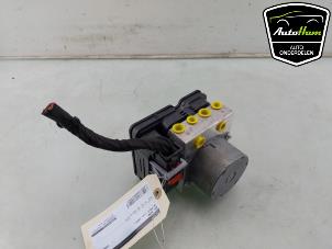 Begagnade ABS-pump Volkswagen Polo VI (AW1) 1.0 TSI 12V Pris € 250,00 Marginaltabell erbjuds av AutoHam