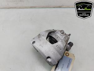 Używane Zacisk hamulcowy lewy przód Toyota Aygo X 1.0 12V VVT-i Cena € 30,00 Procedura marży oferowane przez AutoHam