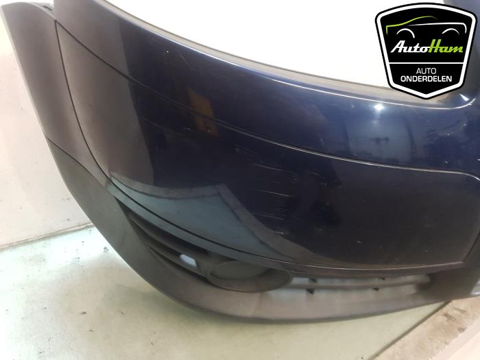 Voorbumper van een Volkswagen Fox (5Z) 1.4 16V 2006