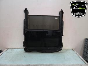 Begagnade Skjutbart tak Volvo V60 I (FW/GW) 2.4 D6 20V Plug-in Hybrid AWD Pris € 150,00 Marginaltabell erbjuds av AutoHam