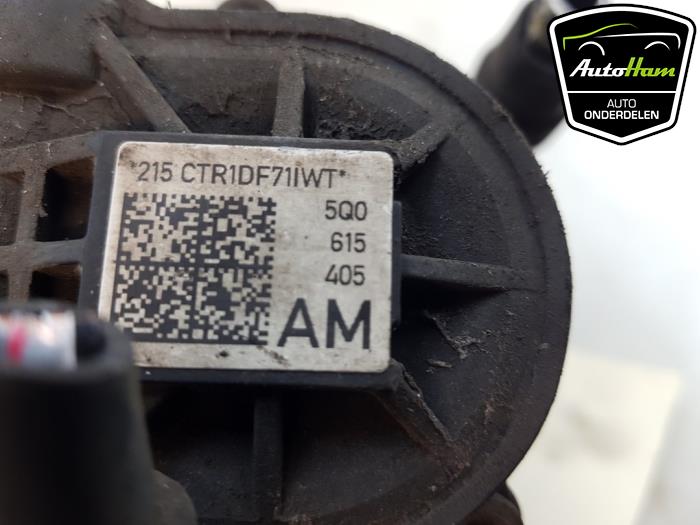 Bakre bromsok, vänster från en Audi A3 Sportback (8VA/8VF) 1.4 TFSI ACT 16V 2013