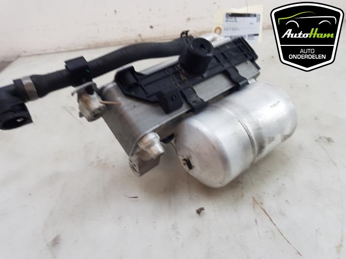 Kondensor, luftkonditionering från en BMW X5 (G05) xDrive50e 3.0 24V 2025