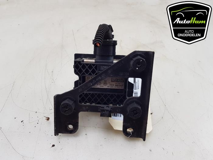 Adaptiv farthållare, sensor (avstånd) från en Skoda Fabia III (NJ3) 1.2 TSI 16V 2016