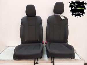 Używane Zestaw powlok (kompletny) Skoda Kamiq 1.0 TSI 12V Cena € 550,00 Procedura marży oferowane przez AutoHam