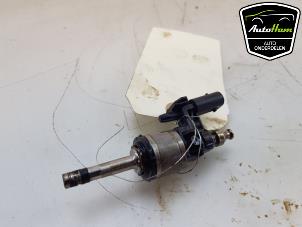 Begagnade Insprutare (bensin) Skoda Karoq 1.0 TSI 12V Pris € 25,00 Marginaltabell erbjuds av AutoHam