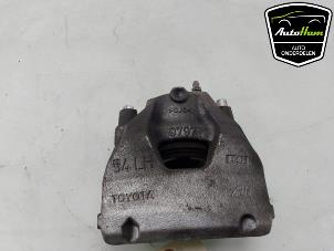 Używane Zacisk hamulcowy prawy przód Toyota Aygo X 1.0 12V VVT-i Cena € 30,00 Procedura marży oferowane przez AutoHam