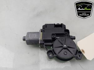 Gebruikte Raammotor Portier Volkswagen Polo V (6R) 1.2 12V BlueMotion Technology Prijs € 50,00 Margeregeling aangeboden door AutoHam