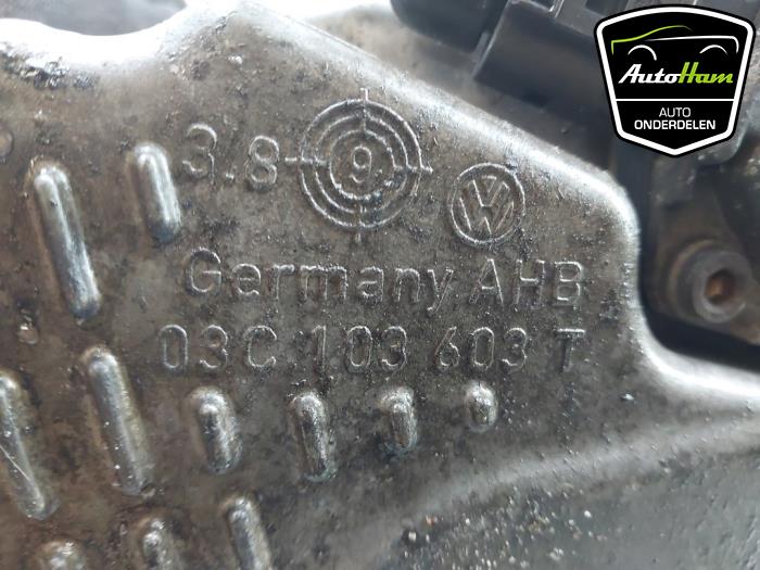 Oljetråg från en Volkswagen Golf VI (5K1) 1.4 TSI 122 16V 2010