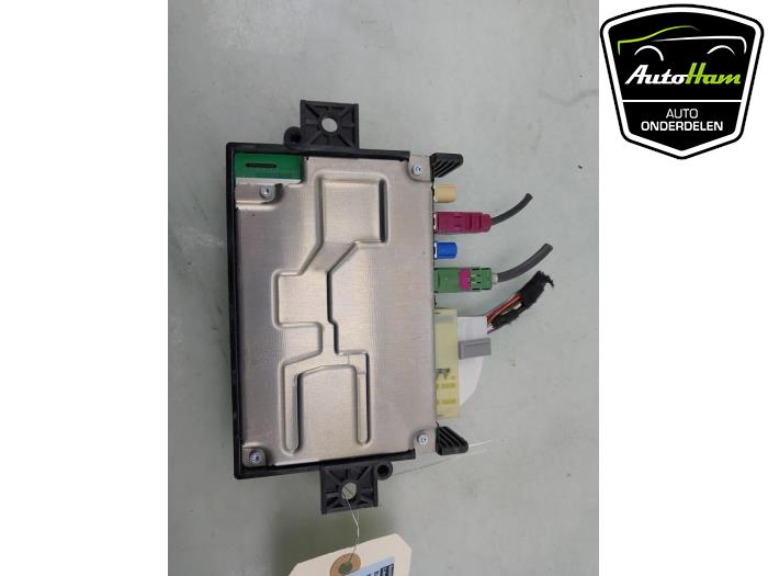 Bluetooth-modul från en Mercedes-AMG C-Klasse AMG (W205) C-43 AMG 3.0 V6 24V Turbo 4-Matic 2016