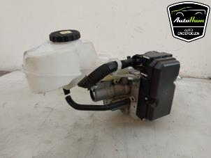 Begagnade Bromsservo Toyota C-HR (X1,X5) 2.0 16V Hybrid Pris € 195,00 Marginaltabell erbjuds av AutoHam