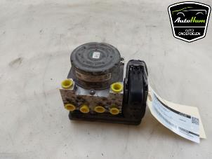 Używane Pompa ABS Ford B-Max (JK8) 1.0 EcoBoost 12V 100 Cena € 425,00 Procedura marży oferowane przez AutoHam