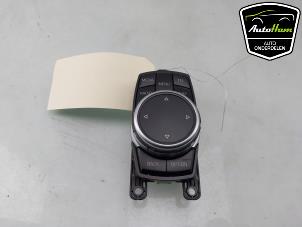 Gebruikte I-Drive knop BMW X5 (F15) xDrive 35d 3.0 24V Prijs € 75,00 Margeregeling aangeboden door AutoHam