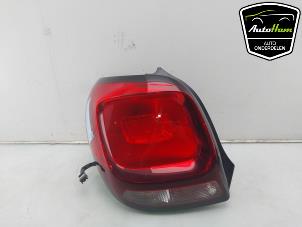 Begagnade Baklykta, vänster Citroen C1 1.0 12V VVT-i Pris € 95,00 Marginaltabell erbjuds av AutoHam