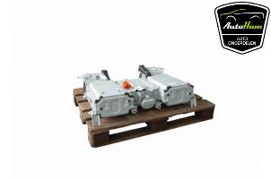 Begagnade Batteri (hybrid) Toyota RAV4 (A4) 2.5 Hybrid 16V VVT-i 4x4 Pris € 950,00 Marginaltabell erbjuds av AutoHam