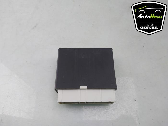 PDC-modul från en BMW X3 (F25) xDrive 20i 2.0 16V Twin Power Turbo 2017