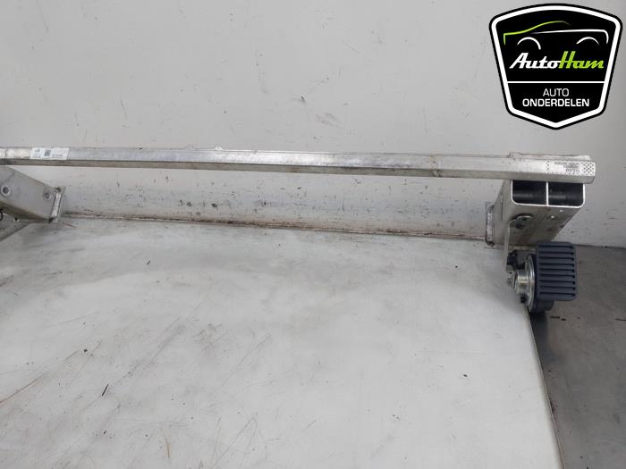 32246765 Front bumper frame Volvo XC60 II 2.0 T8 16V Recharge, Twin Engine AWD ...