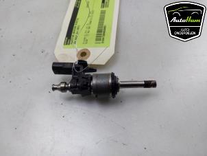 Begagnade Insprutare (bensin) Volkswagen Golf VIII (CD1) 1.0 TSI 12V Pris € 25,00 Marginaltabell erbjuds av AutoHam
