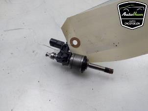 Begagnade Insprutare (bensin) Volkswagen Golf VIII (CD1) 1.0 TSI 12V Pris € 25,00 Marginaltabell erbjuds av AutoHam