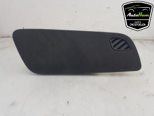 Używane Poduszka powietrzna prawa (deska rozdzielcza) Volkswagen Polo V (6R) 1.2 TDI 12V BlueMotion Cena € 50,00 Procedura marży oferowane przez AutoHam