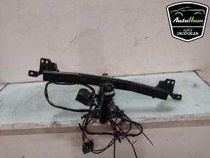 Begagnade Dragkrok Peugeot 208 II (UB/UH/UP) e-208 50 kWh Pris € 225,00 Marginaltabell erbjuds av AutoHam