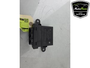 Begagnade PDC-modul Opel Astra K 1.4 Turbo 16V Pris € 50,00 Marginaltabell erbjuds av AutoHam