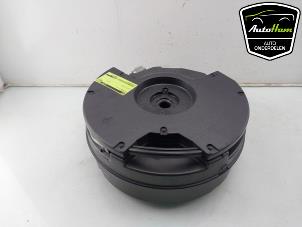 Gebruikte Subwoofer Opel Insignia Sports Tourer 2.0 CDTI 16V Prijs € 125,00 Margeregeling aangeboden door AutoHam