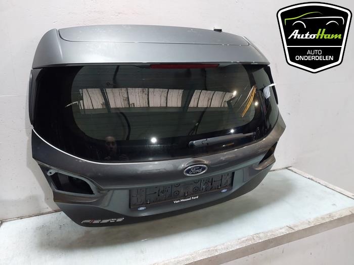 Baklucka från en Ford Fiesta 7 1.0 EcoBoost 12V 100 2018