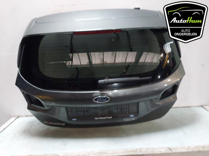 Baklucka från en Ford Fiesta 7 1.0 EcoBoost 12V 100 2018