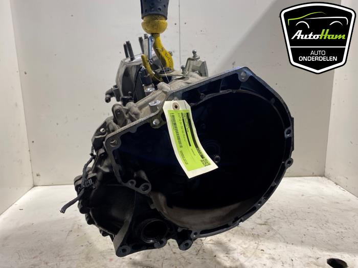 Växellåda från en Ford Fiesta 7 1.0 EcoBoost 12V 100 2018