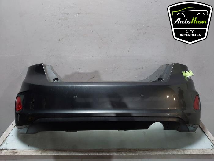 Bakre stötfångare från en Ford Fiesta 7 1.0 EcoBoost 12V 100 2018