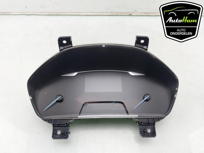 Instrumentpanel från en Ford Fiesta 7 1.0 EcoBoost 12V 100 2018