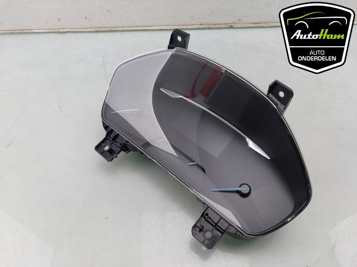 Instrumentpanel från en Ford Fiesta 7 1.0 EcoBoost 12V 100 2018