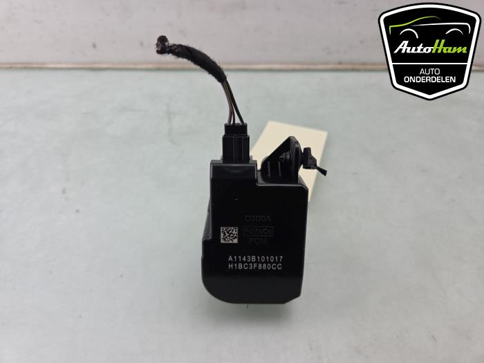 Styrningslås från en Ford Fiesta 7 1.0 EcoBoost 12V 100 2018