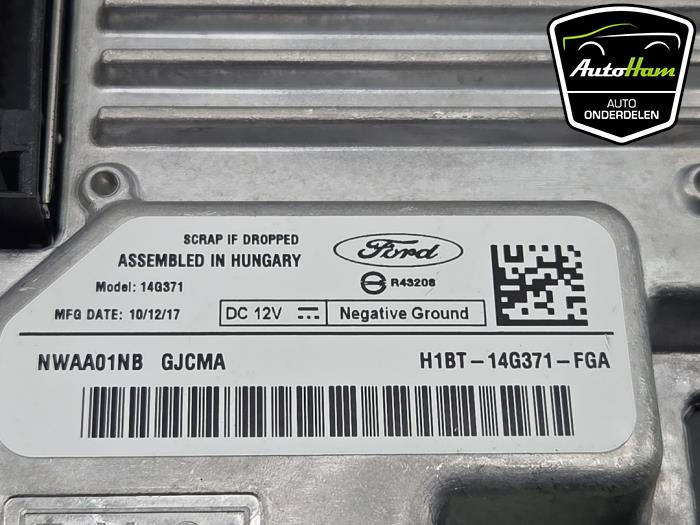 Navigeringsmodul från en Ford Fiesta 7 1.0 EcoBoost 12V 100 2018