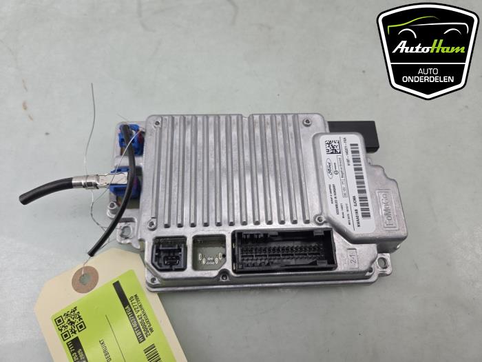 Navigeringsmodul från en Ford Fiesta 7 1.0 EcoBoost 12V 100 2018