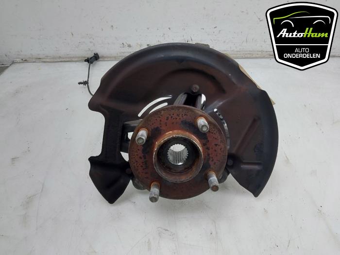 Spindel, höger fram från en Ford Fiesta 7 1.0 EcoBoost 12V 100 2018