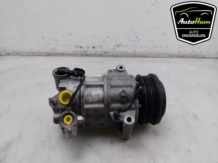 Luftkonditioneringspump från en Ford Fiesta 7 1.0 EcoBoost 12V 100 2018