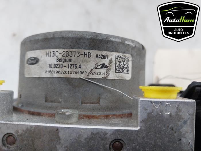 ABS-pump från en Ford Fiesta 7 1.0 EcoBoost 12V 100 2018