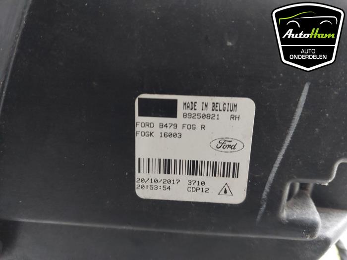 Dimljus, höger fram från en Ford Fiesta 7 1.0 EcoBoost 12V 100 2018